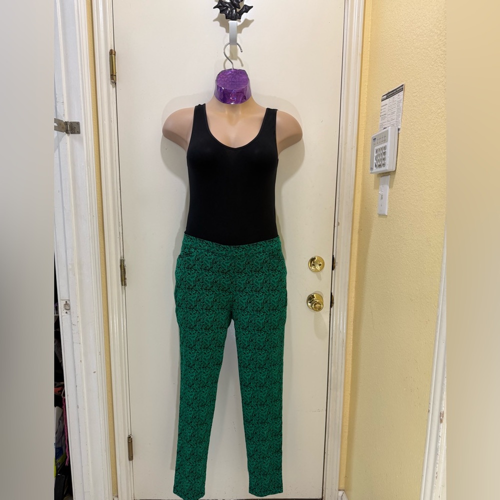 89th & Madison Black and Green Straight Leg Pants